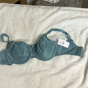 Geen Chantelle Minimizer bra in size 36G